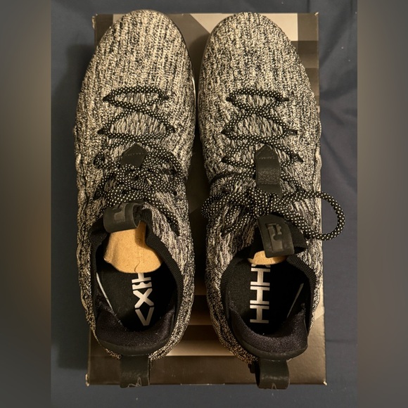 Nike LeBron 15 XV Low Ashes Size 13 with box only worn a couple times - Picture 2 of 13